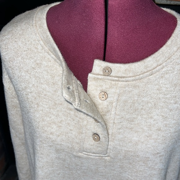 NWT Super soft oversized long sleeve Henley button quarter button shirt - Picture 8 of 10